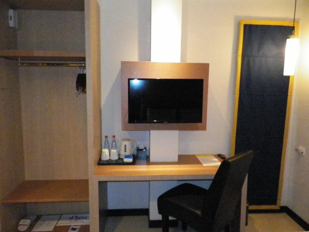 D'Best Hotel Pasar Baru Bandung Quarto foto