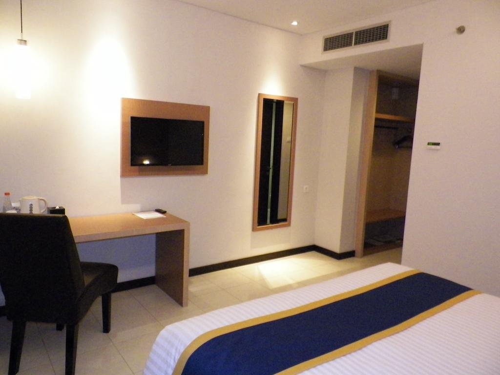 D'Best Hotel Pasar Baru Bandung Quarto foto